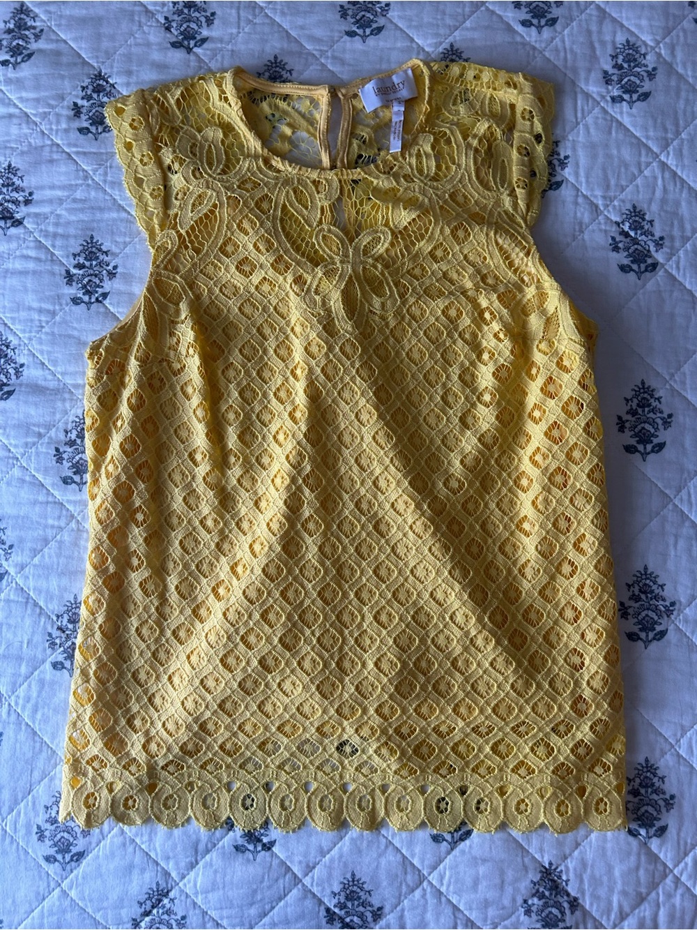 Laundry by Shelli Segal Yellow Lace Top